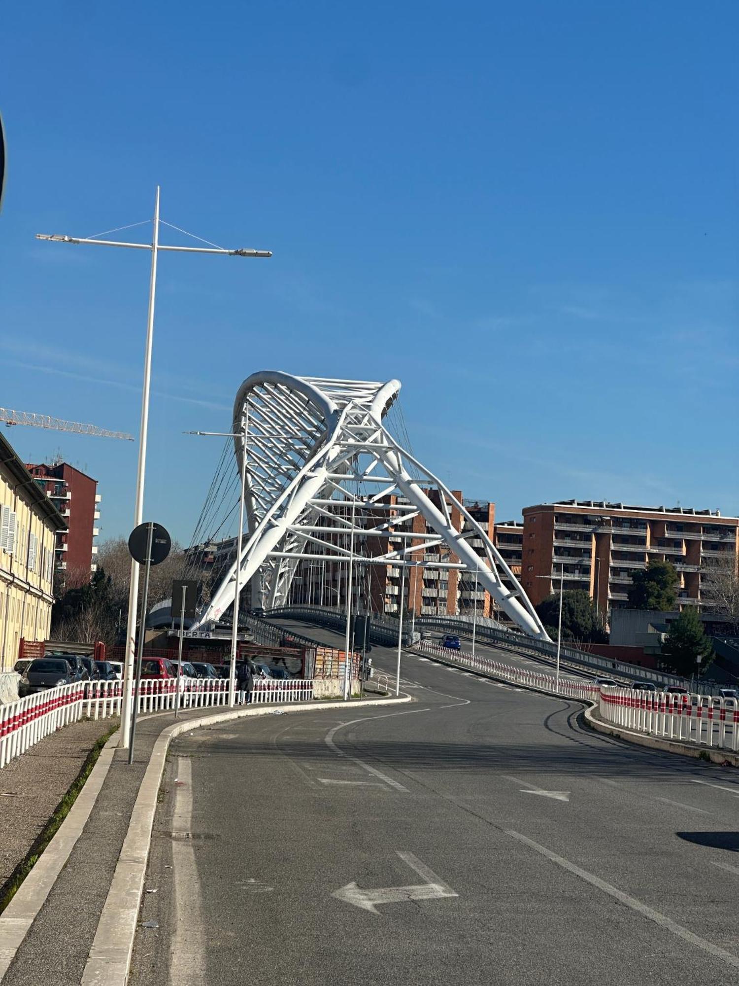 Ostiense - San Paolo Garbatella - Universita 3 *