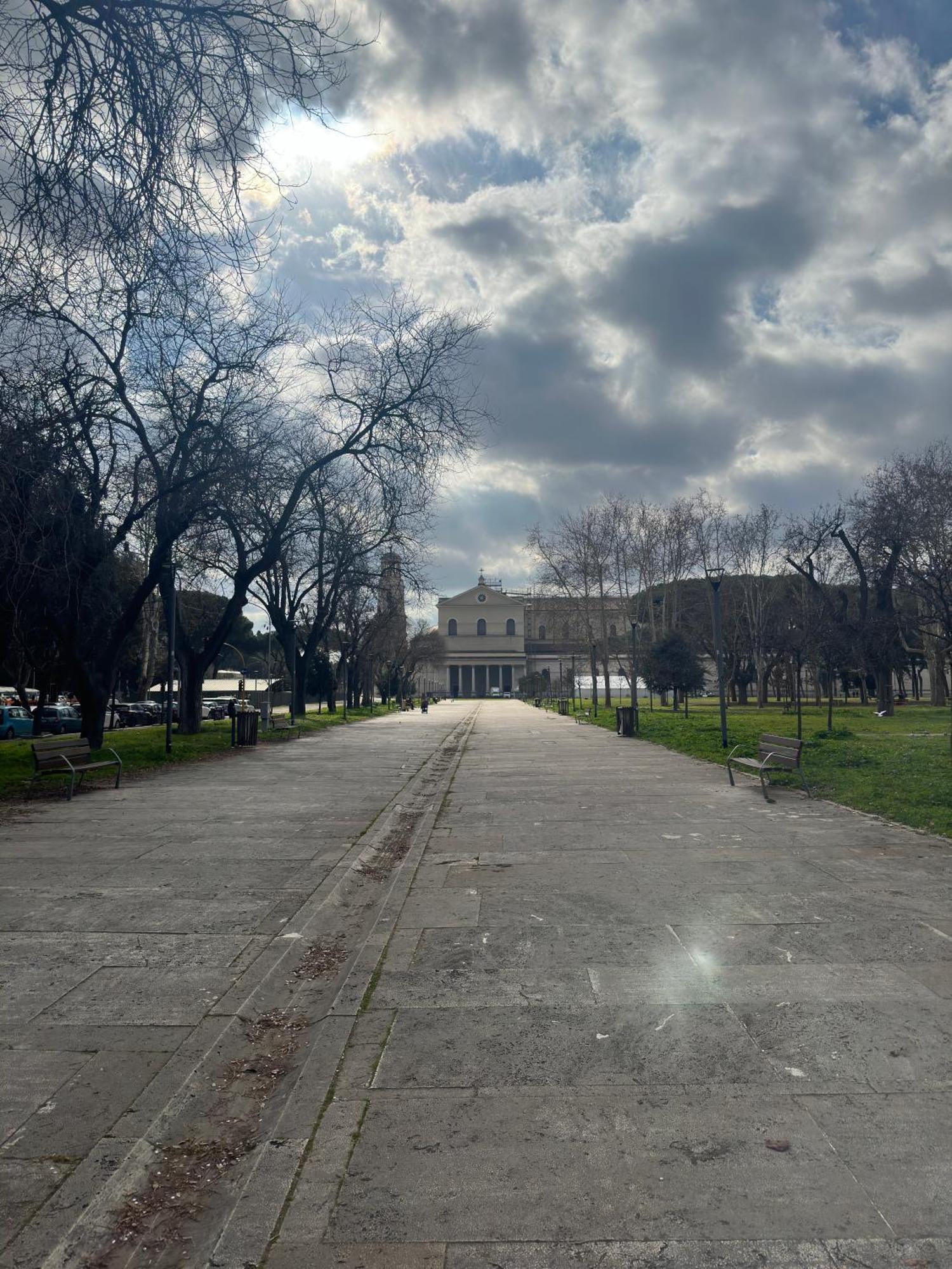 Ostiense - San Paolo Garbatella - Universita 3 * Rome
